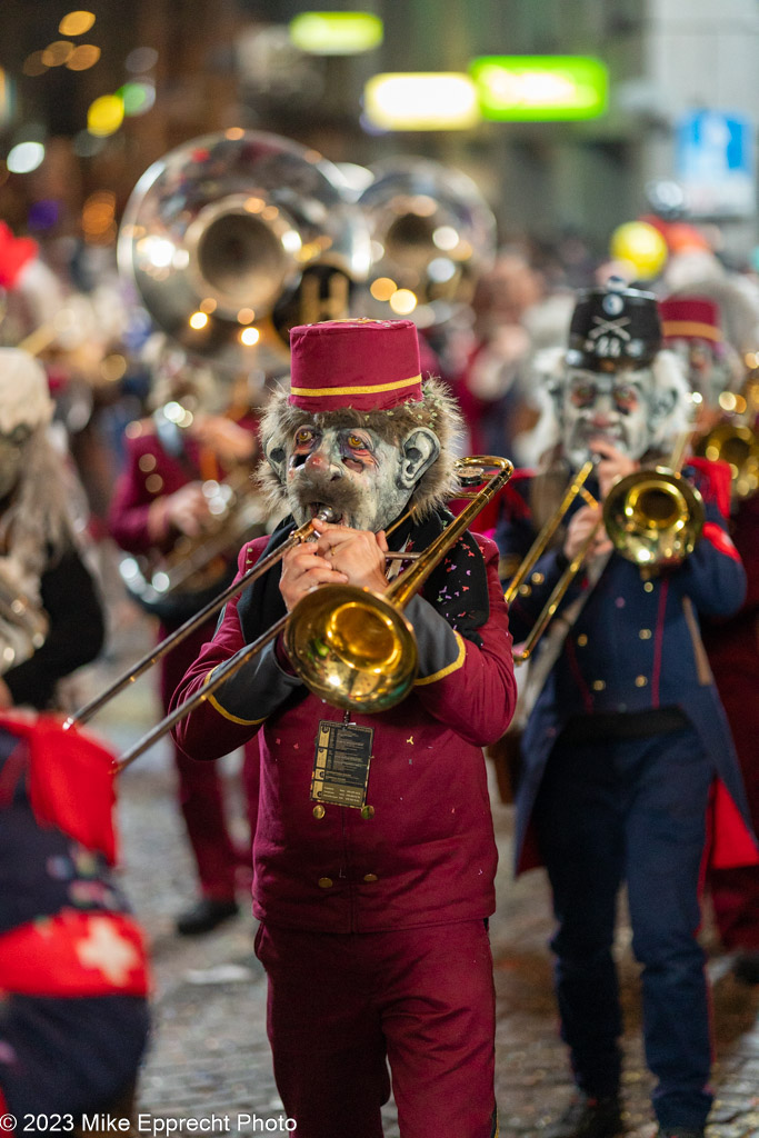 Güdis-DI; Luzerner Fasnacht 2023; Monstercorso