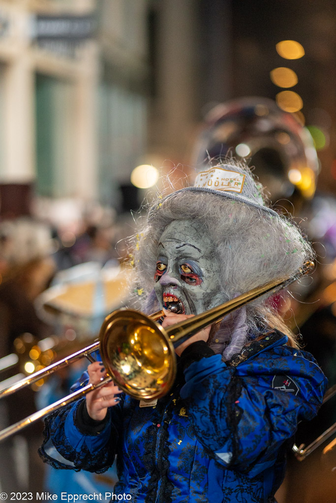 Güdis-DI; Luzerner Fasnacht 2023; Monstercorso