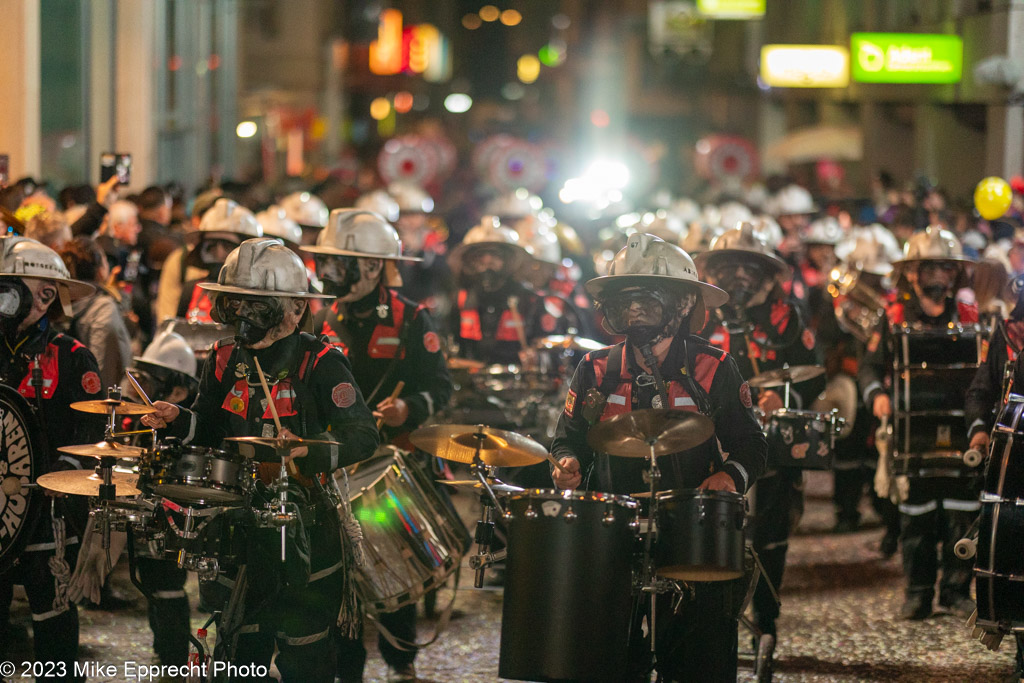 Güdis-DI; Luzerner Fasnacht 2023; Monstercorso