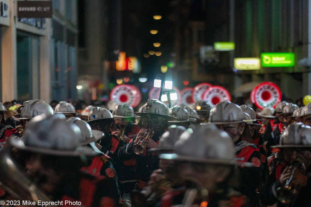 Güdis-DI; Luzerner Fasnacht 2023; Monstercorso