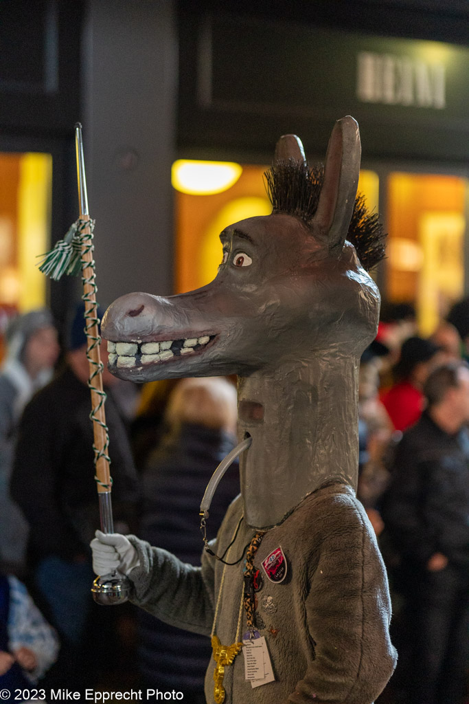 Güdis-DI; Luzerner Fasnacht 2023; Monstercorso