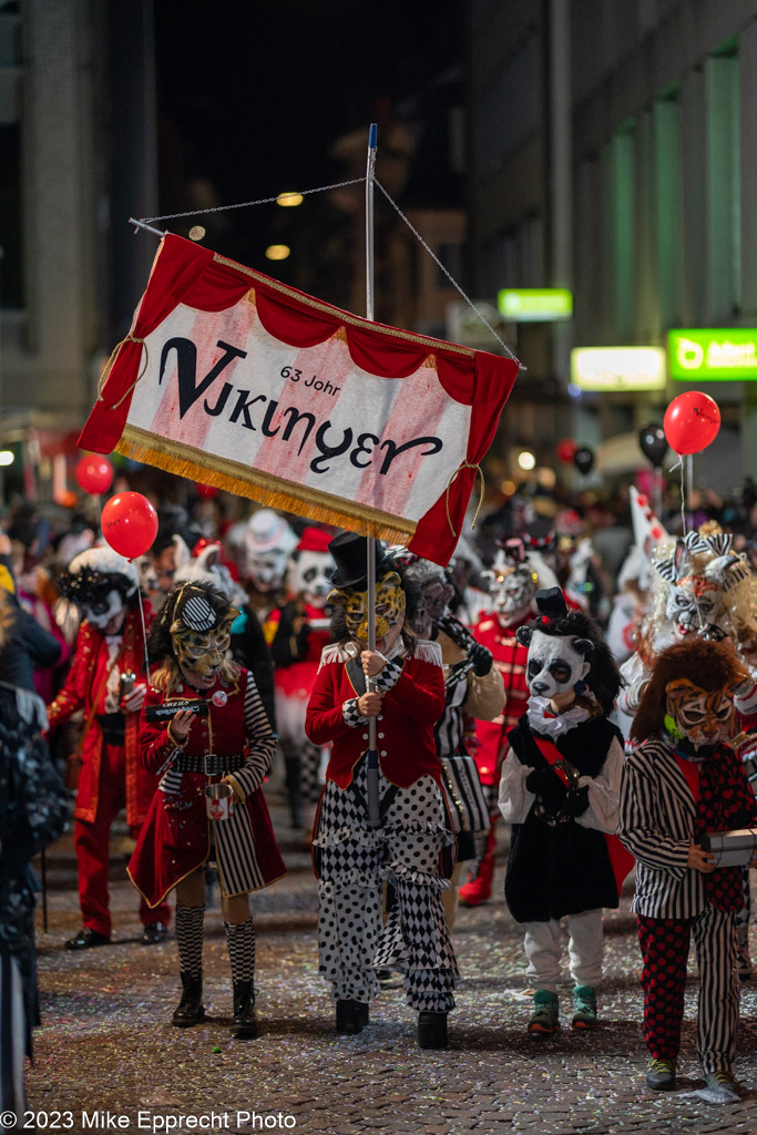 Güdis-DI; Luzerner Fasnacht 2023; Monstercorso