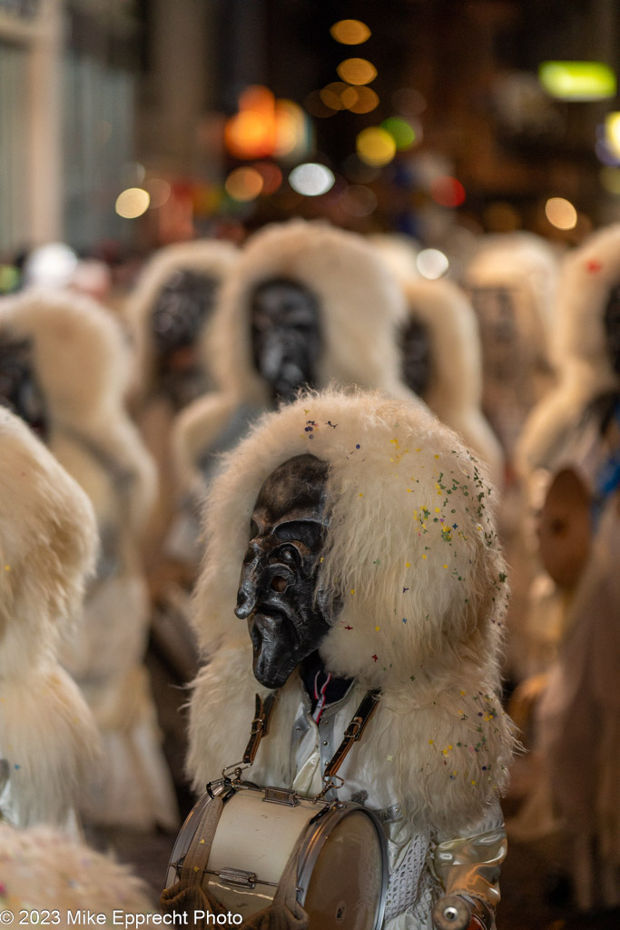 Güdis-DI; Luzerner Fasnacht 2023; Monstercorso