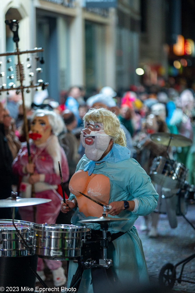 Güdis-DI; Luzerner Fasnacht 2023; Monstercorso