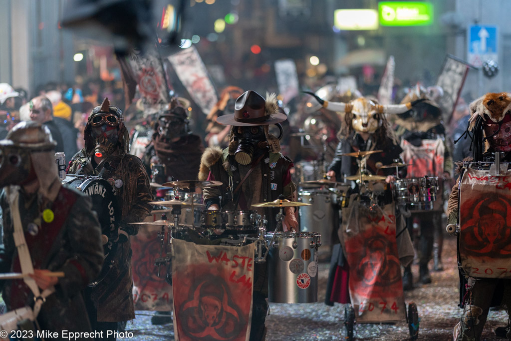 Güdis-DI; Luzerner Fasnacht 2023; Monstercorso