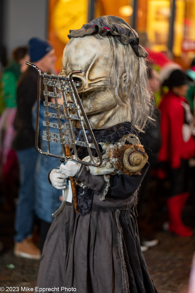 Güdis-DI; Luzerner Fasnacht 2023; Monstercorso