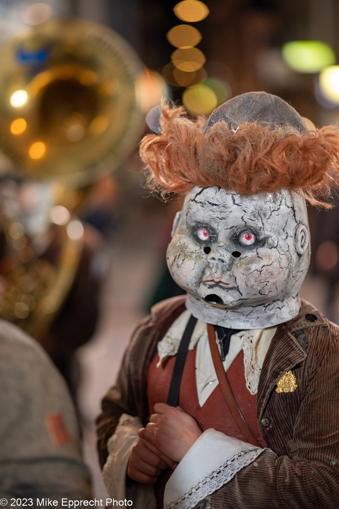 Güdis-DI; Luzerner Fasnacht 2023; Monstercorso