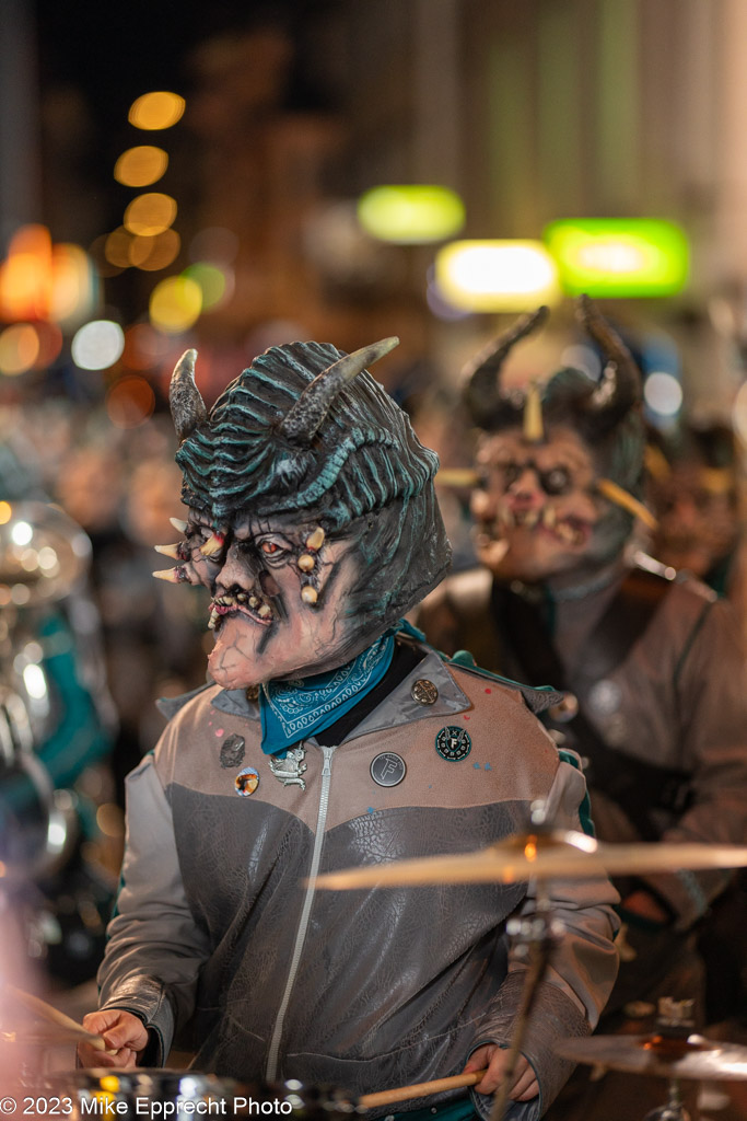 Güdis-DI; Luzerner Fasnacht 2023; Monstercorso