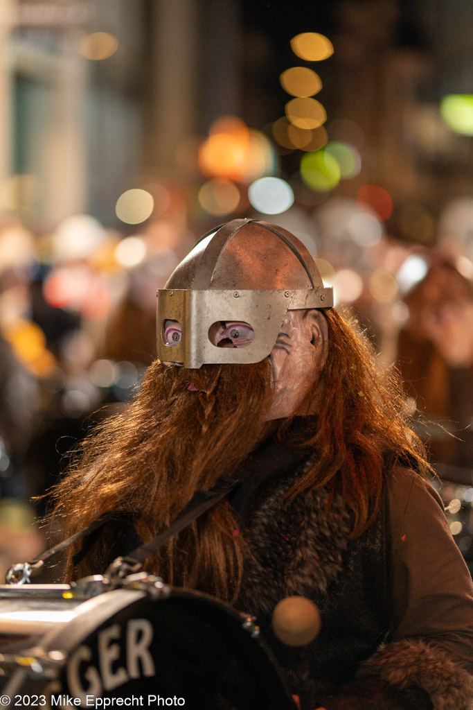 Güdis-DI; Luzerner Fasnacht 2023; Monstercorso