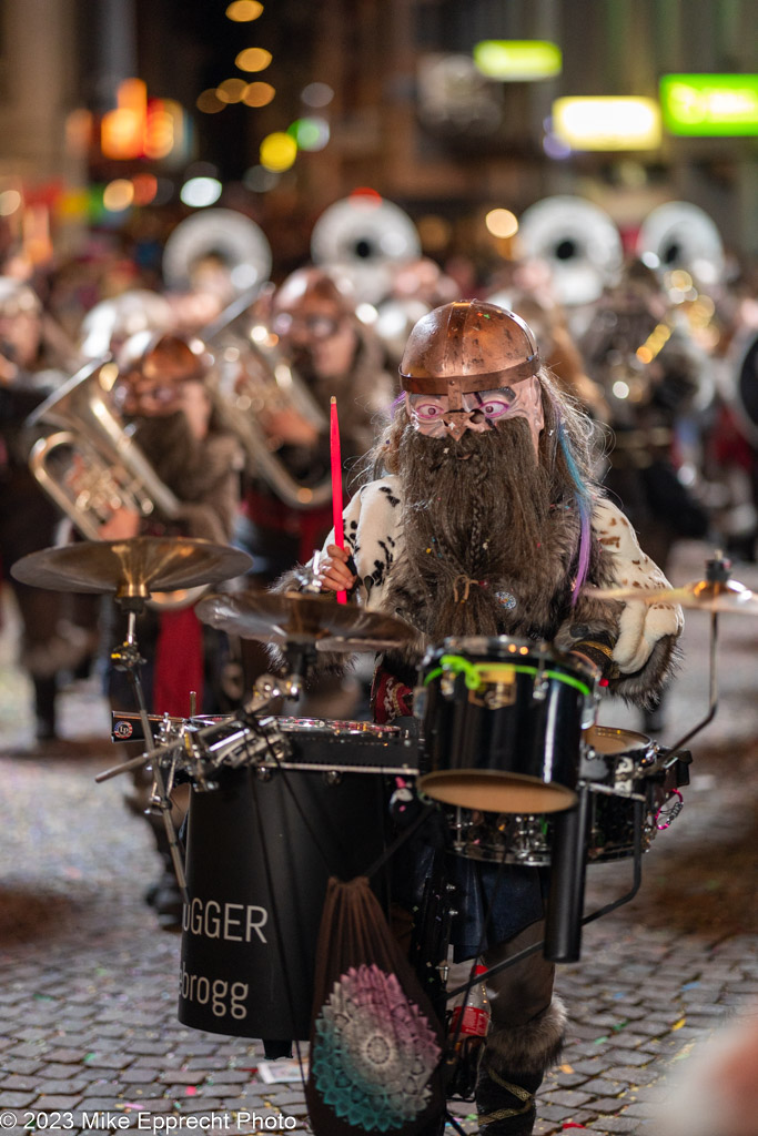 Güdis-DI; Luzerner Fasnacht 2023; Monstercorso