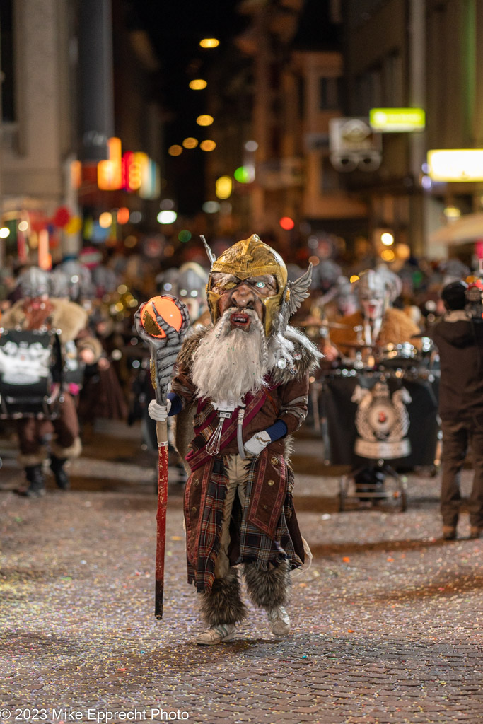 Güdis-DI; Luzerner Fasnacht 2023; Monstercorso