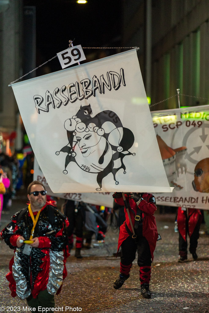 Güdis-DI; Luzerner Fasnacht 2023; Monstercorso