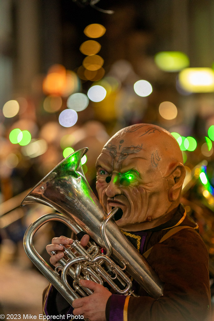 Güdis-DI; Luzerner Fasnacht 2023; Monstercorso