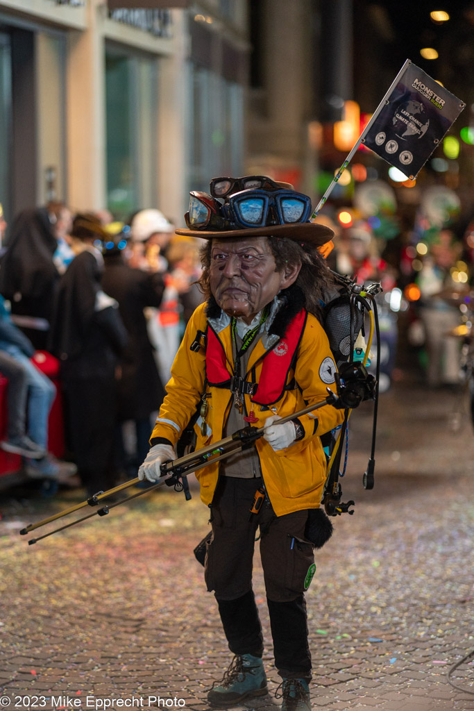 Güdis-DI; Luzerner Fasnacht 2023; Monstercorso