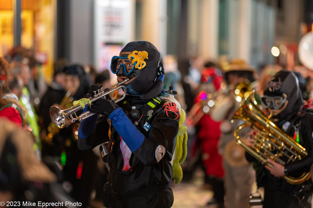 Güdis-DI; Luzerner Fasnacht 2023; Monstercorso