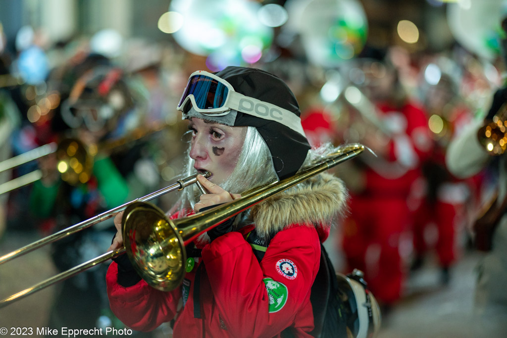 Güdis-DI; Luzerner Fasnacht 2023; Monstercorso