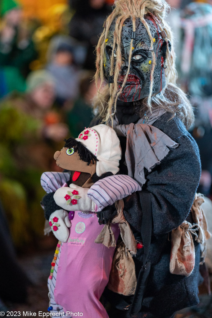 Güdis-DI; Luzerner Fasnacht 2023; Monstercorso