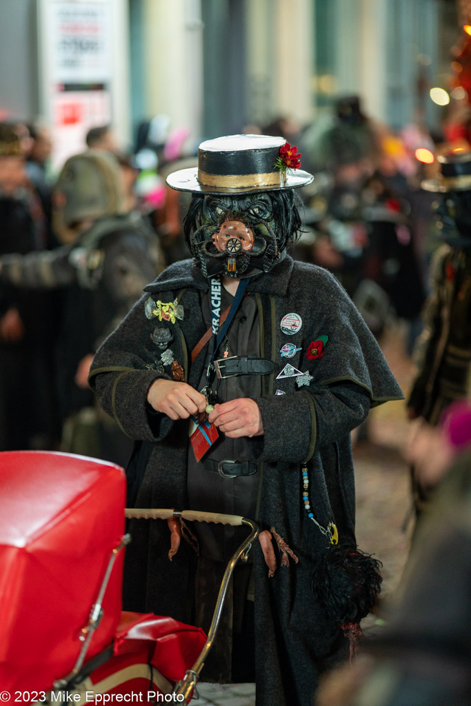 Güdis-DI; Luzerner Fasnacht 2023; Monstercorso