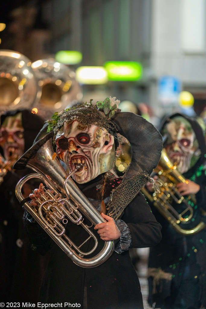 Güdis-DI; Luzerner Fasnacht 2023; Monstercorso